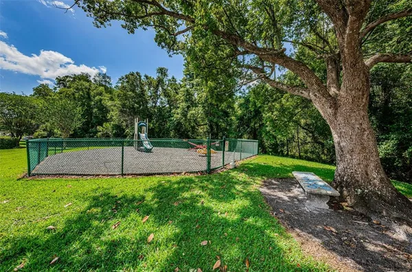 $189,900 | 1333 Shady Pine Way, Unit F, Tarpon Springs, FL 34688