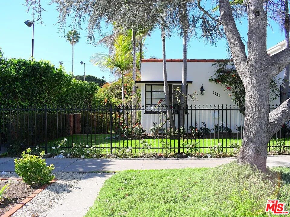 1144 15th Street, Unit 6 Santa Monica, CA 90403 - Photo 2 of 9