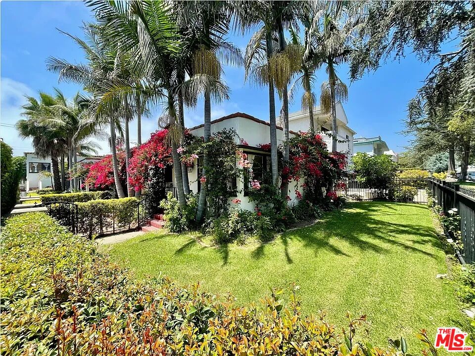 1144 15th Street, Unit 6 Santa Monica, CA 90403 - Photo 5 of 9