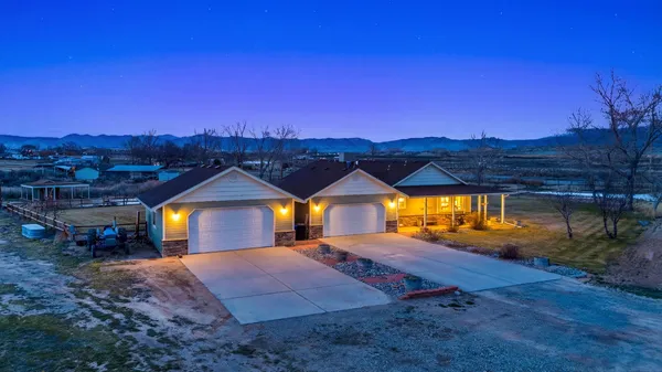 $780,000 | 1392 M M 1/4 Road, Loma, CO 81524