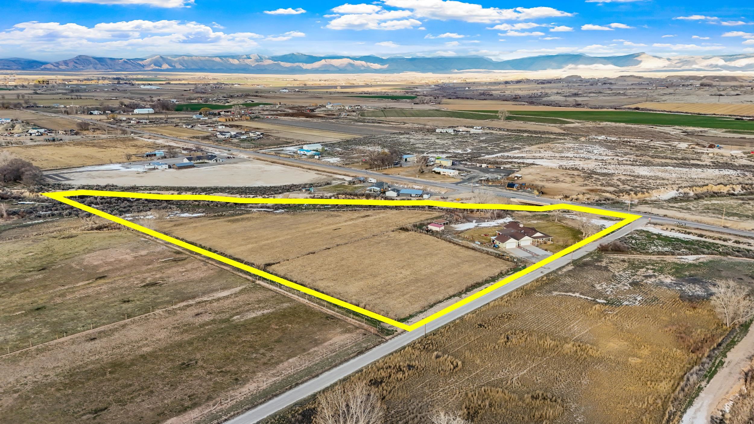 1392 M M 1/4 Road Loma, CO 81524 - Photo 40 of 42 a view of an ocean beach