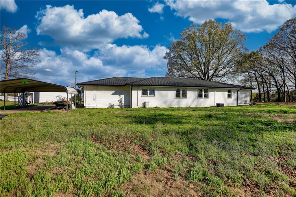 10 Wolfskin Road Arnoldsville, GA 30619 - Photo 2 of 59