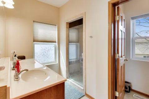 $420,000 | 4444 Westbridge Court, Hoffman Estates, IL 60192