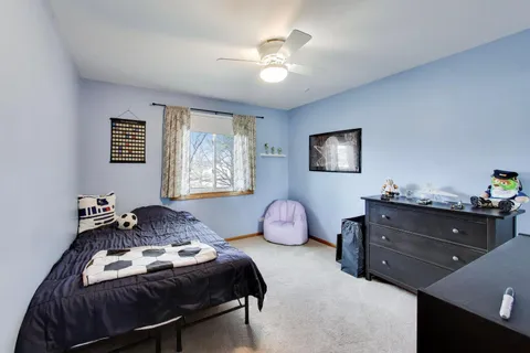 $420,000 | 4444 Westbridge Court, Hoffman Estates, IL 60192