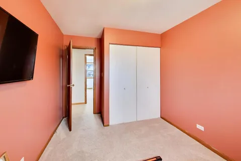 $420,000 | 4444 Westbridge Court, Hoffman Estates, IL 60192