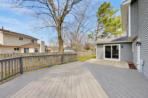 $420,000 | 4444 Westbridge Court, Hoffman Estates, IL 60192