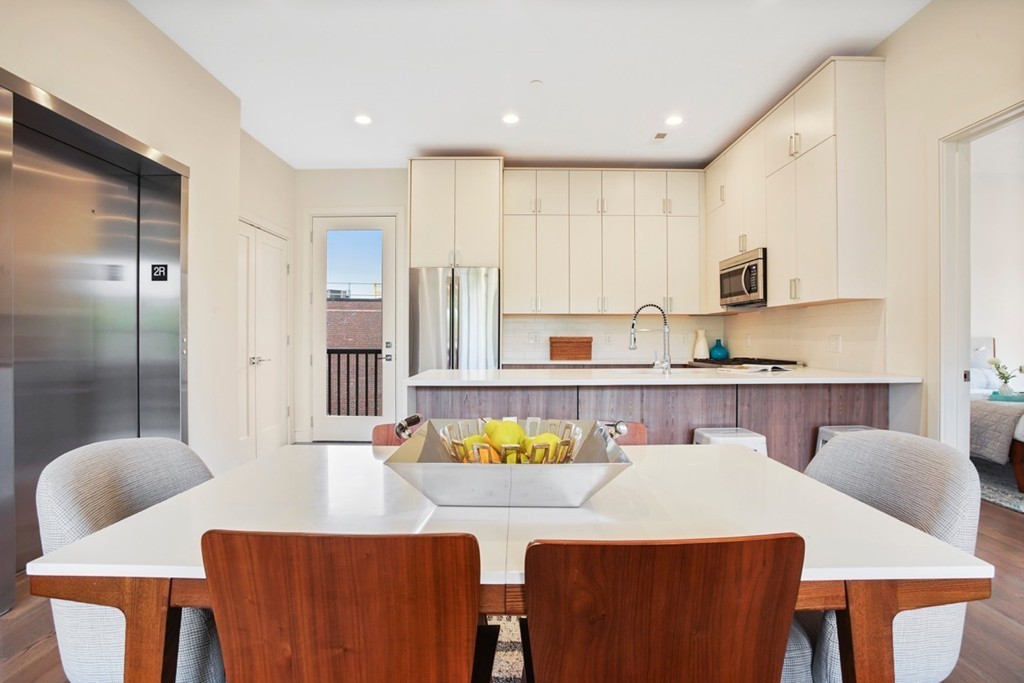 7 Burroughs Street, Unit 4 Boston, MA 02130 - Photo 9 of 16