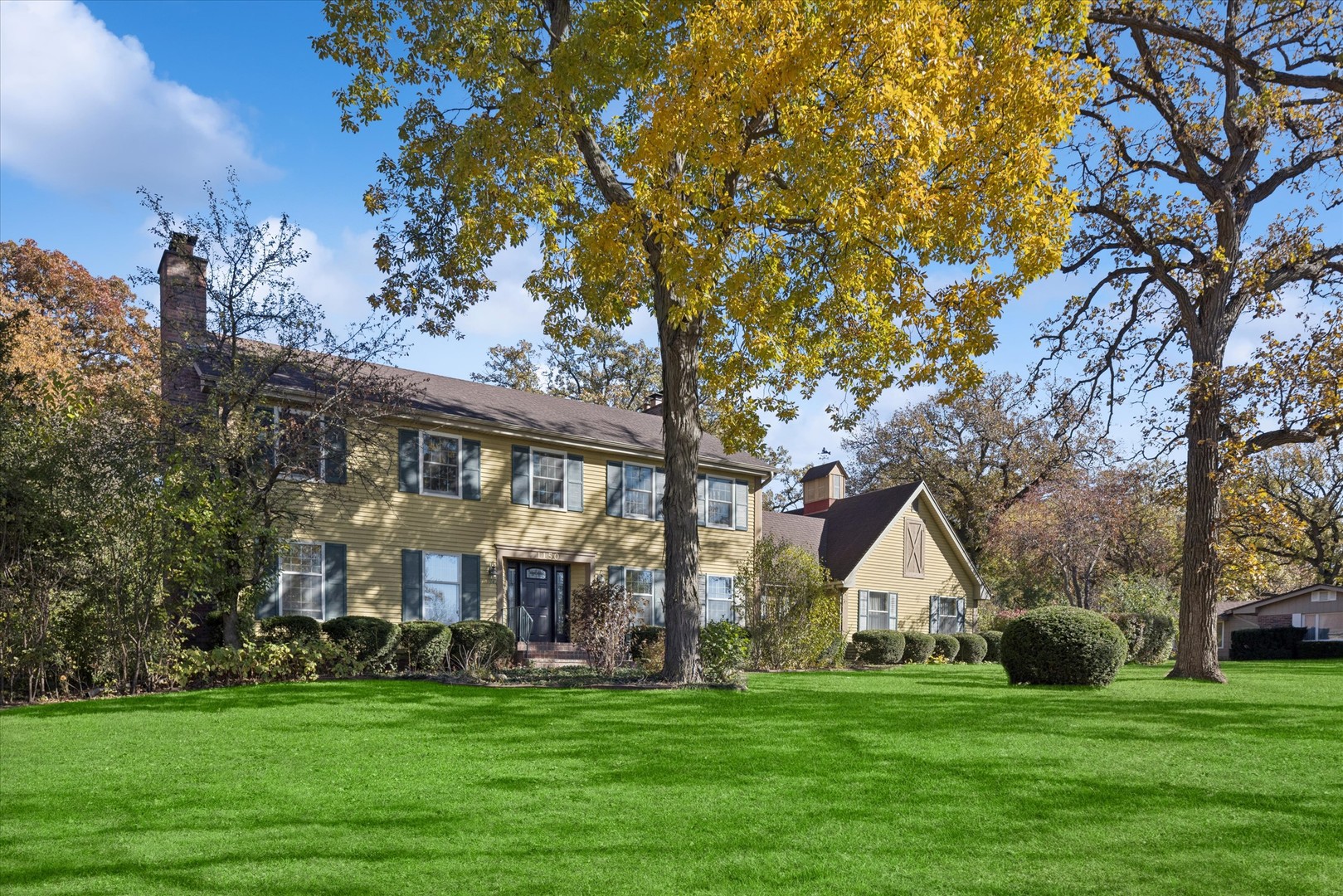 1150 Nottingham Lane Elgin, IL 60120 - Photo 2 of 33