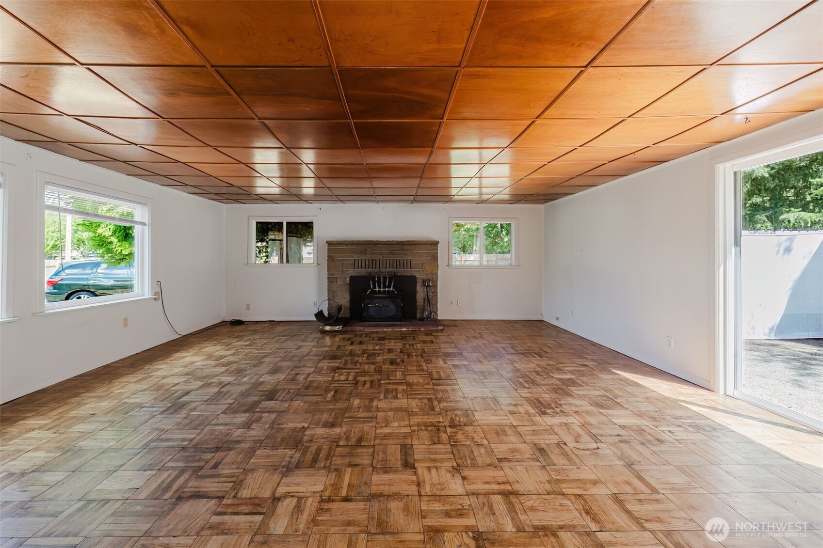 4564 Southeast Horstman Road Port Orchard, WA 98366 - Photo 4 of 36 Gallery Image 4
