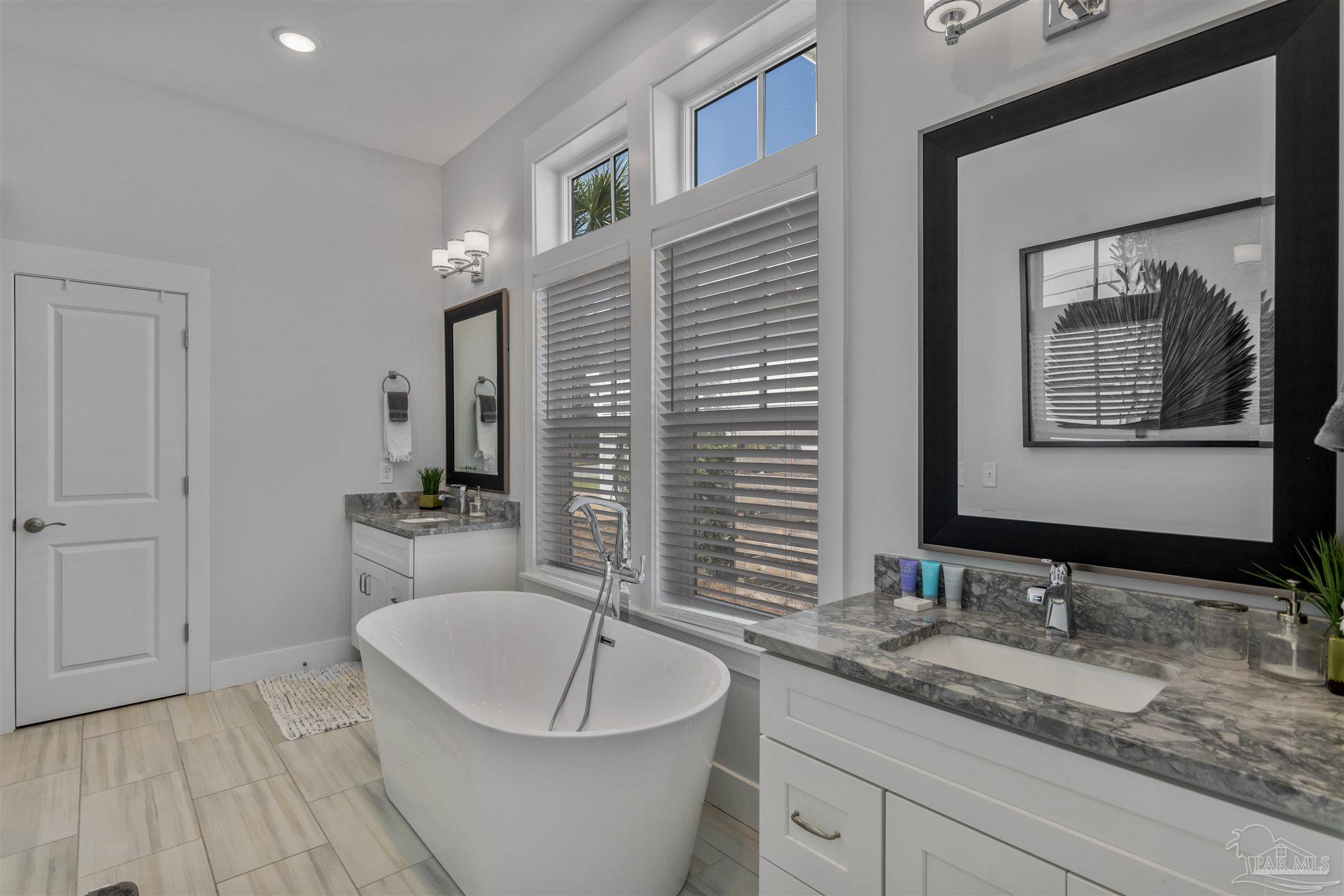 176 Grande Pointe Cir Inlet Beach Inlet Beach, FL 32461 - Photo 24 of 48 Gallery Image 24