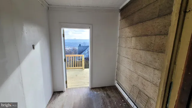 $1,495 | 262 Indiana Avenue, Shenandoah, PA 17976