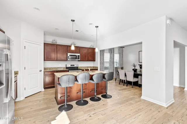 $445,000 | 150 Great Bend Drive, Beaufort, SC 29906