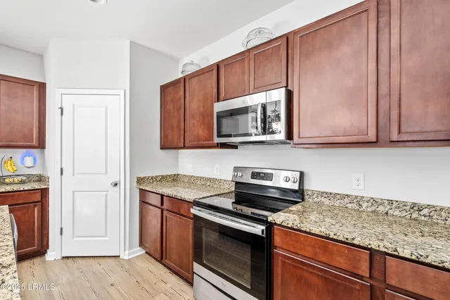 $445,000 | 150 Great Bend Drive, Beaufort, SC 29906