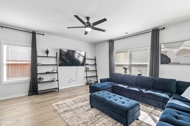 $445,000 | 150 Great Bend Drive, Beaufort, SC 29906