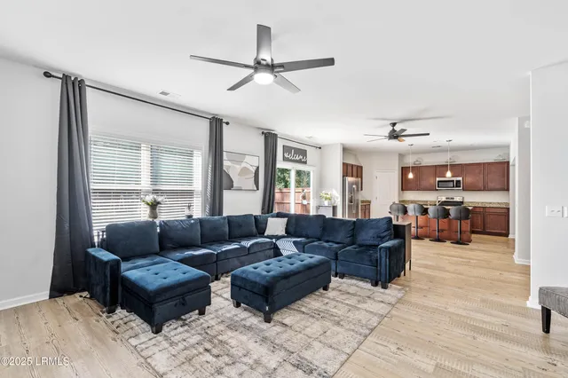 $445,000 | 150 Great Bend Drive, Beaufort, SC 29906