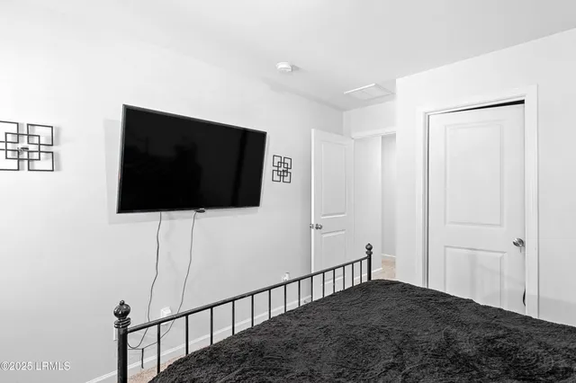 $445,000 | 150 Great Bend Drive, Beaufort, SC 29906