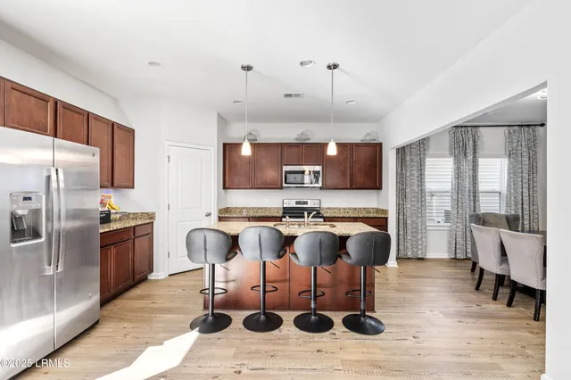 $445,000 | 150 Great Bend Drive, Beaufort, SC 29906