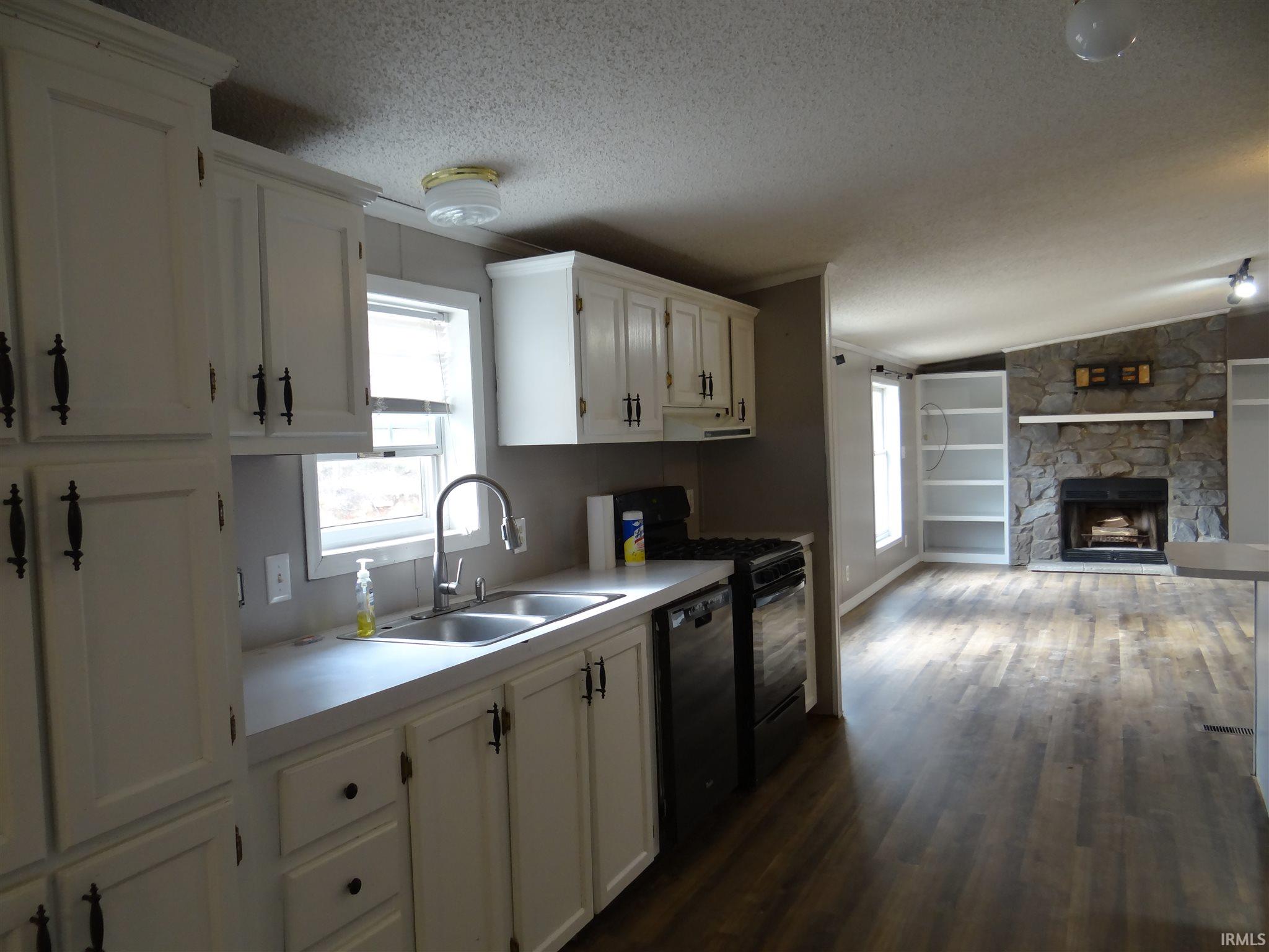 41 Sorrells Road Mitchell, IN 47446 - Photo 3 of 15