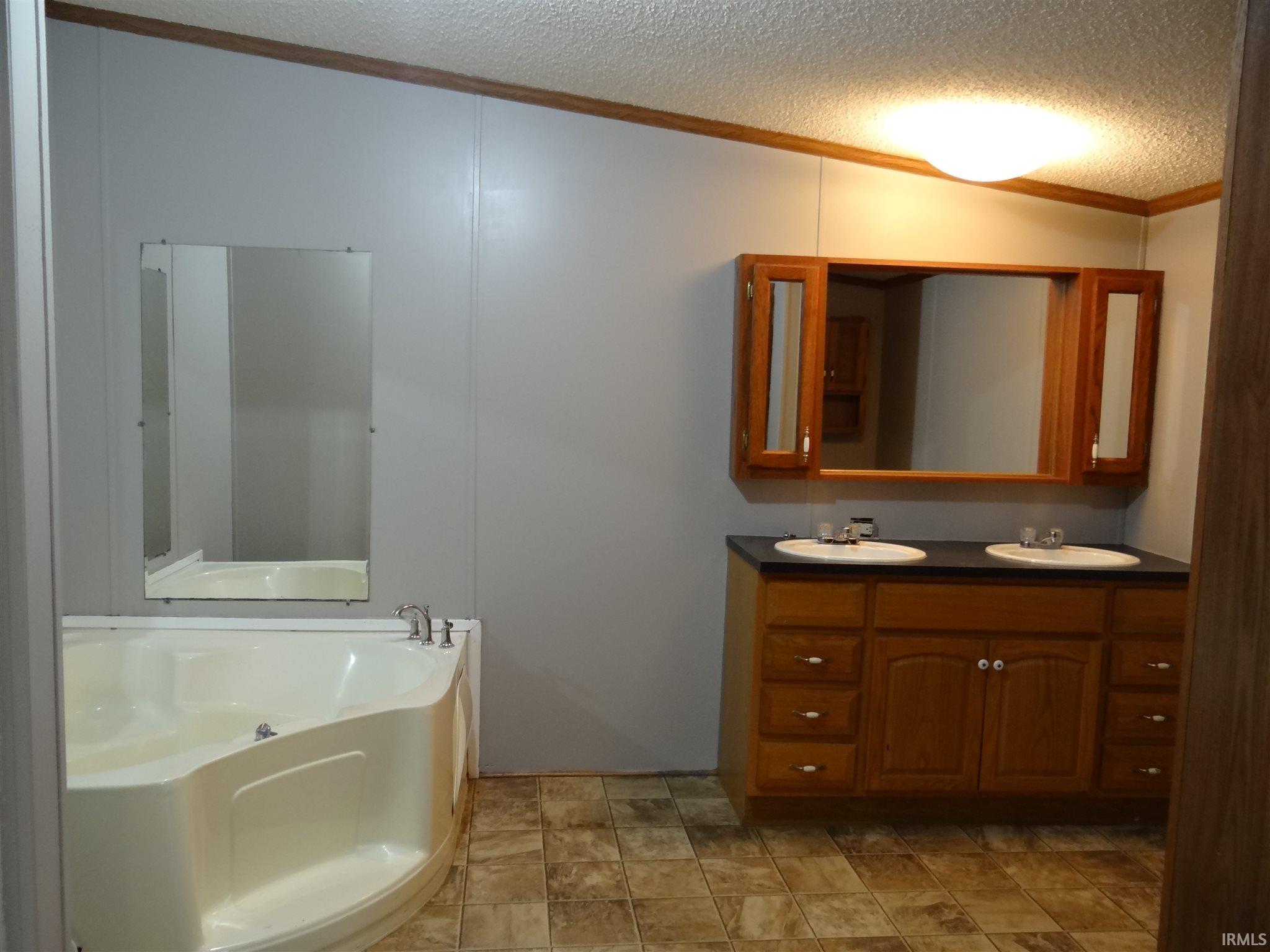 41 Sorrells Road Mitchell, IN 47446 - Photo 6 of 15