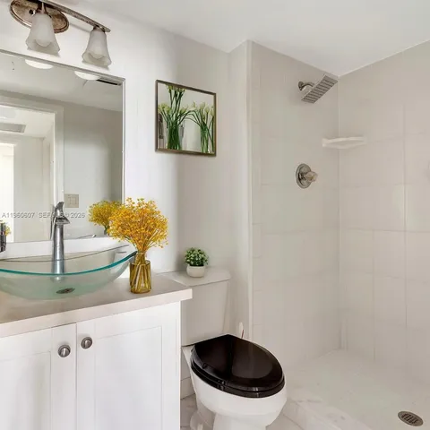 $2,400 | 20100 West Country Club Drive, Unit 1704, Aventura, FL 33180