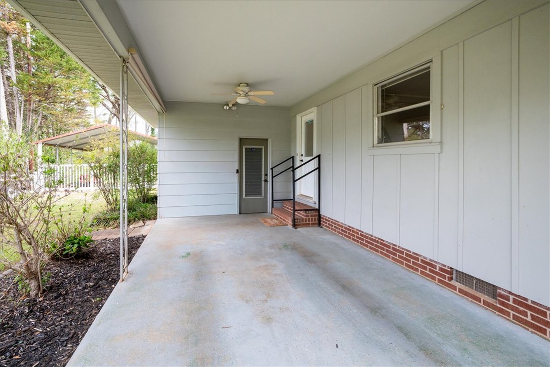 524 South Lovingood Avenue Walhalla, SC 29691 - Photo 20 of 26