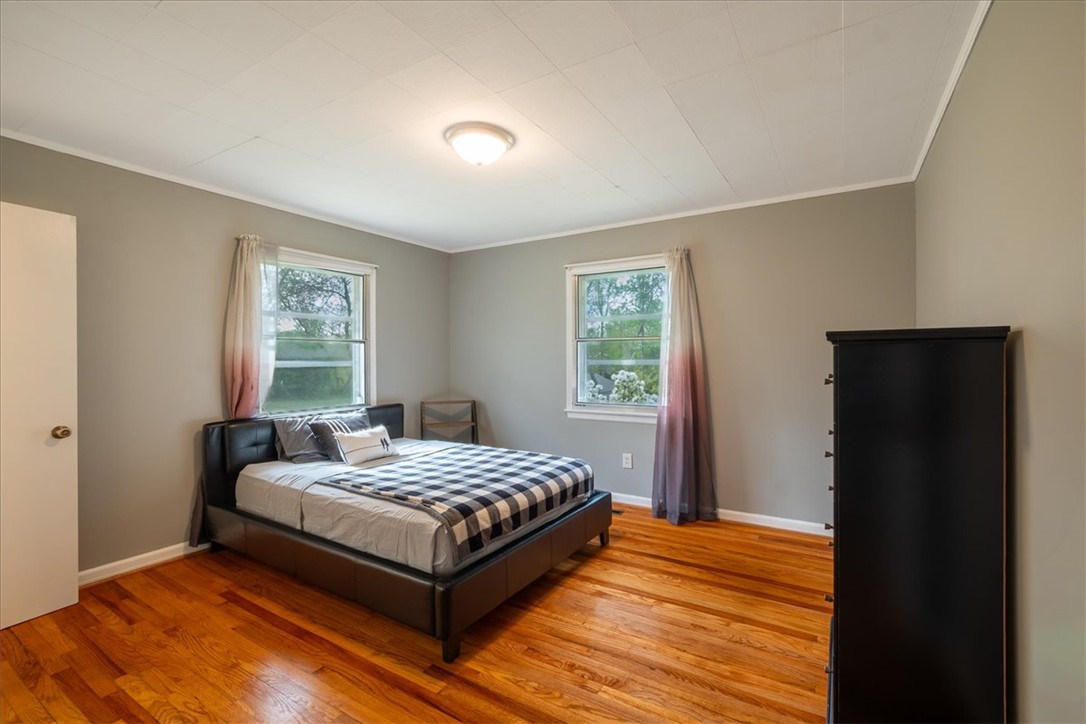 524 South Lovingood Avenue Walhalla, SC 29691 - Photo 8 of 26