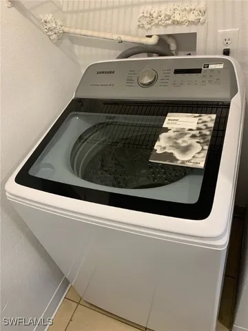 a close up view of washer and dryer