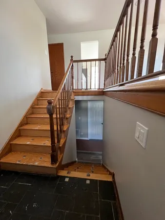 $2,900 | 530 North Arizona Avenue, Glenwood, IL 60425