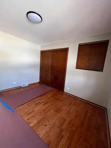 $2,900 | 530 North Arizona Avenue, Glenwood, IL 60425