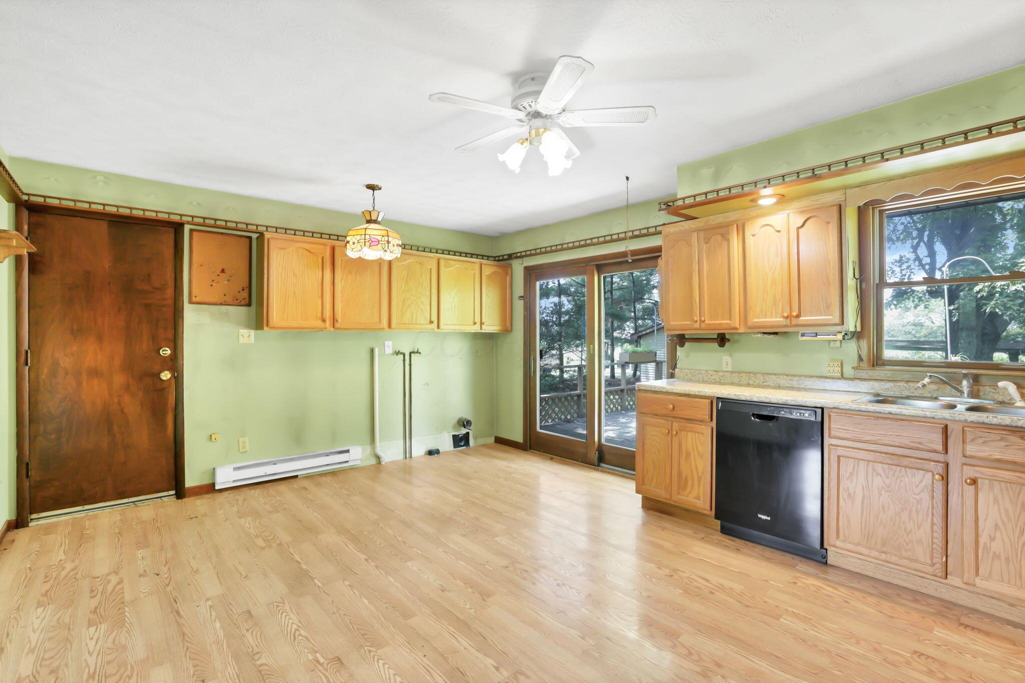 2024 Owens Road West Marion, OH 43302 - Photo 13 of 39 9-web-or-mls-4E7A4429
