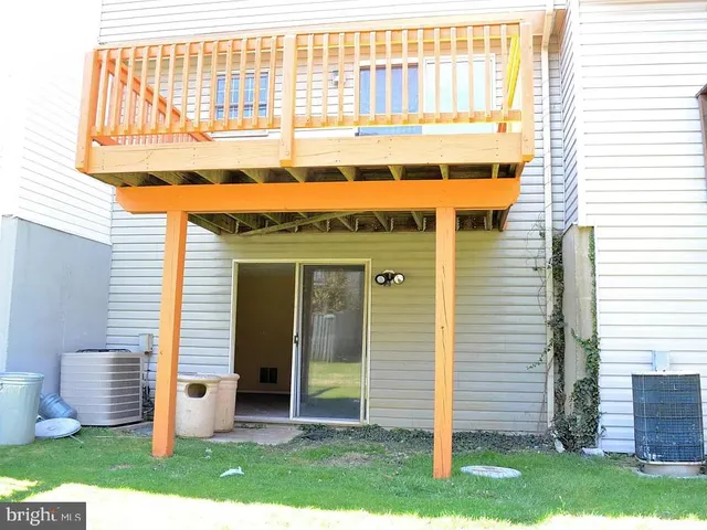 $2,300 | 49 Rocky Brook Court, Windsor Mill, MD 21244