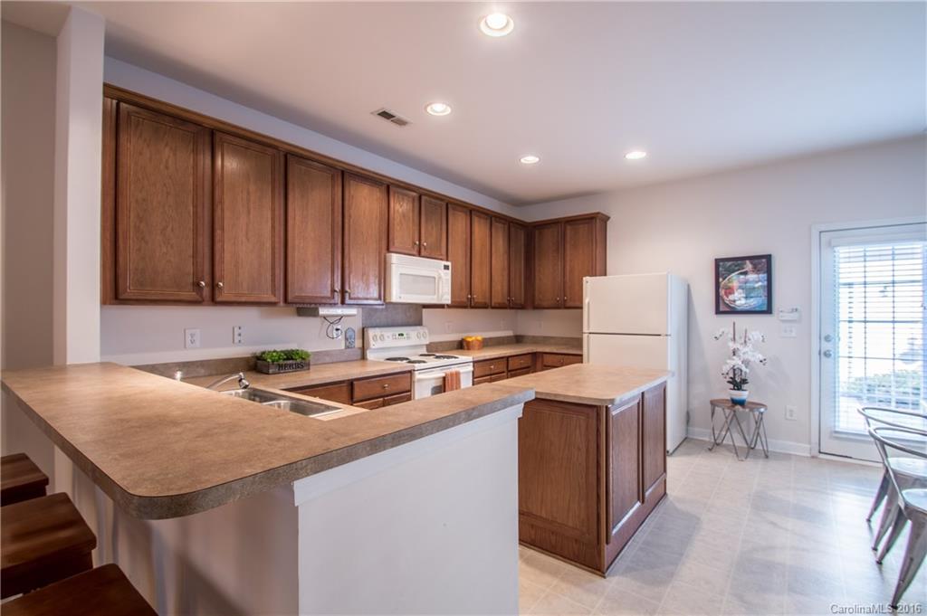 1048 Market Street, Unit 610 Fort Mill, SC 29708 - Photo 9 of 22