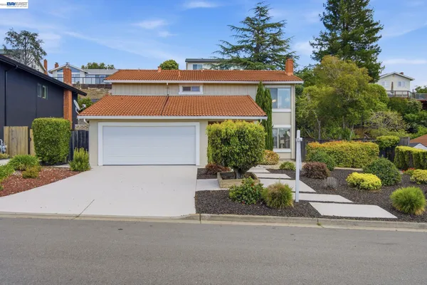 $1,300,000 | 27966 El Portal Drive, Hayward, CA 94542