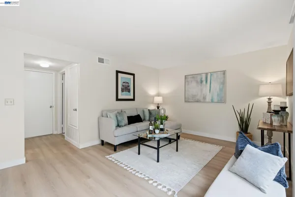 $1,300,000 | 27966 El Portal Drive, Hayward, CA 94542