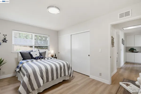 $1,300,000 | 27966 El Portal Drive, Hayward, CA 94542