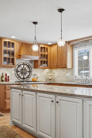 $679,000 | 103 Woodcliff Drive, Westfield, MA 01085