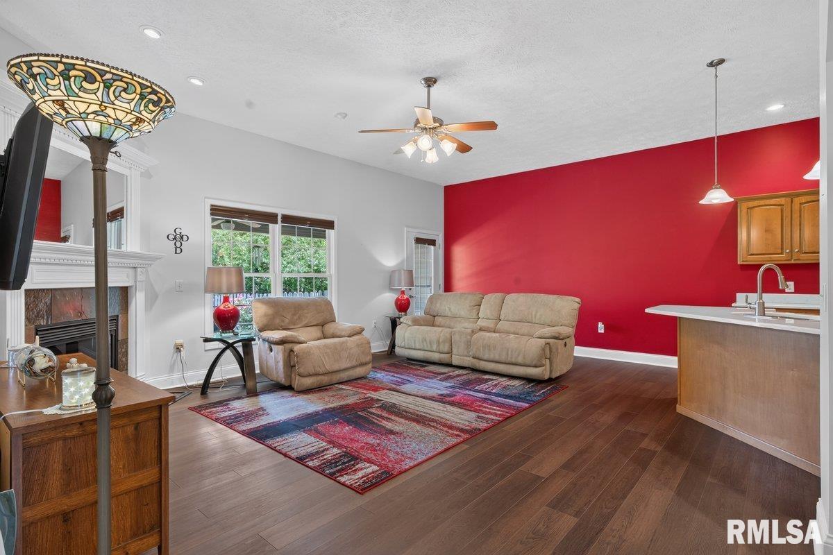 5303 Biltmore Drive Springfield, IL 62711 - Photo 4 of 24