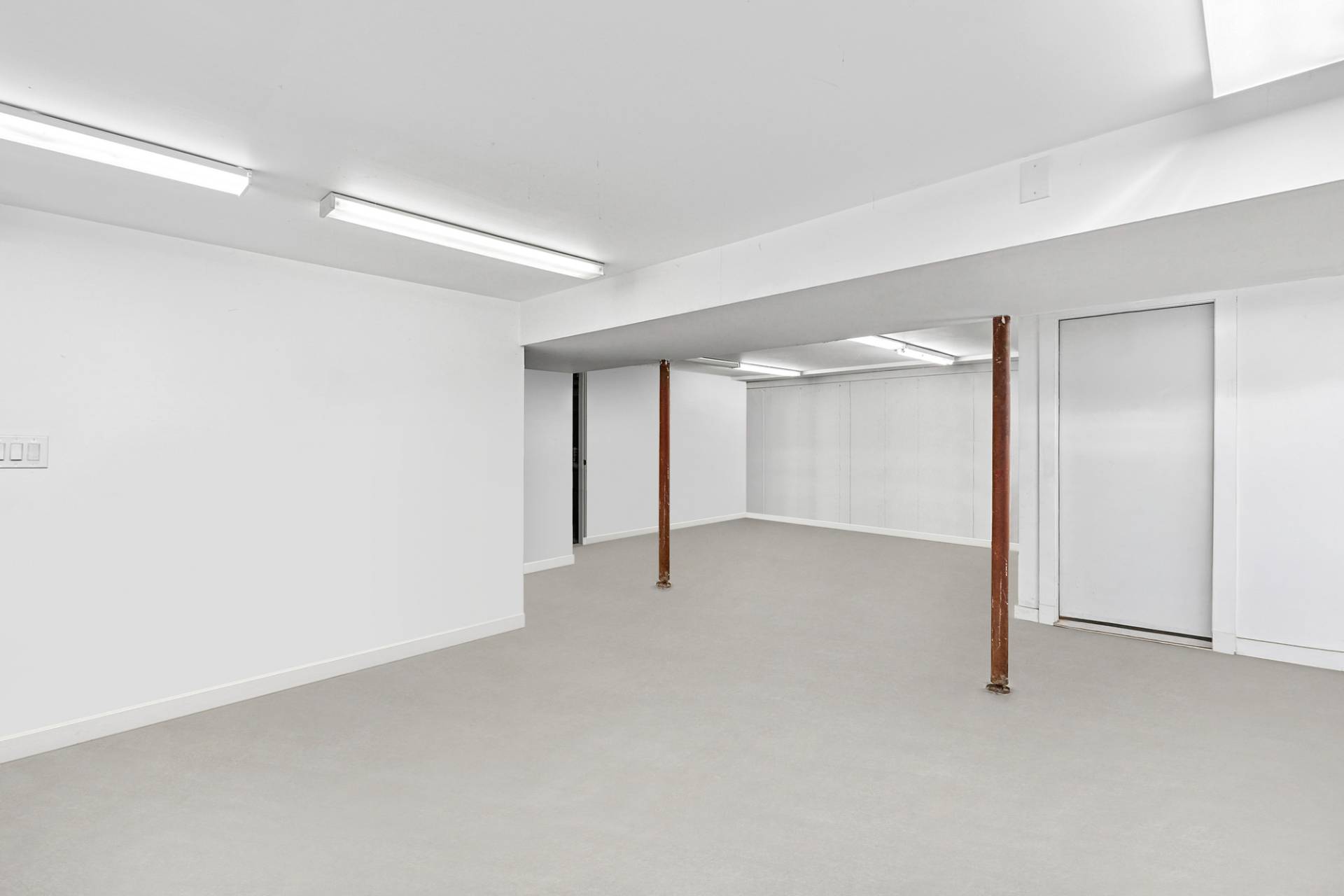 229 Water Mill Towd Road Water Mill, NY 11976 - Photo 30 of 35 a view of an empty room