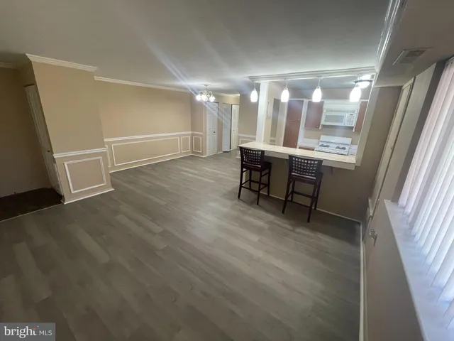 $1,380 | 11402 Cherry Hill Road, Unit 104, Beltsville, MD 20705