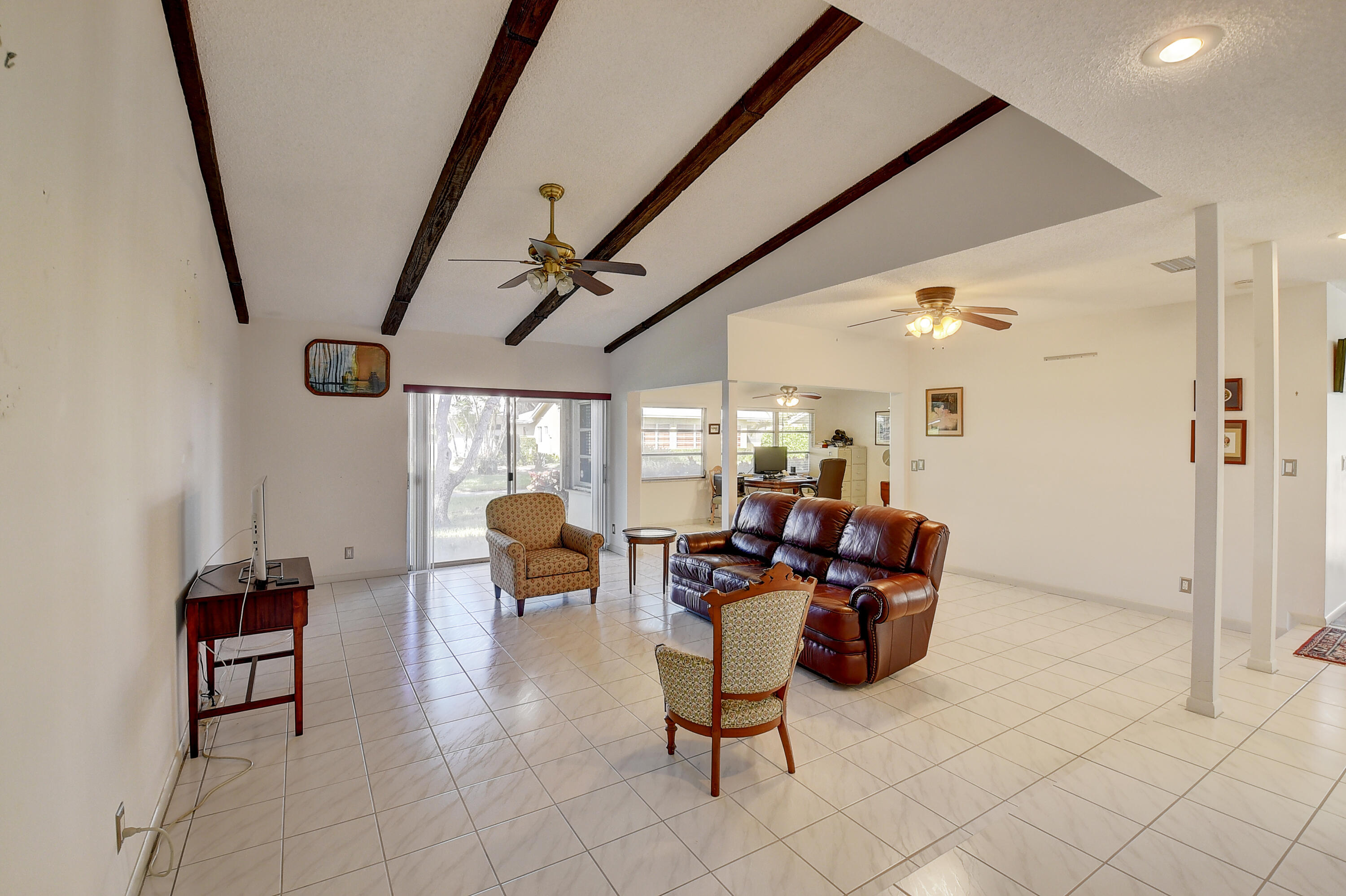 22367 Greentree Circle Boca Raton, FL 33433 - Photo 12 of 33 DSC_1089_90_91_92_93