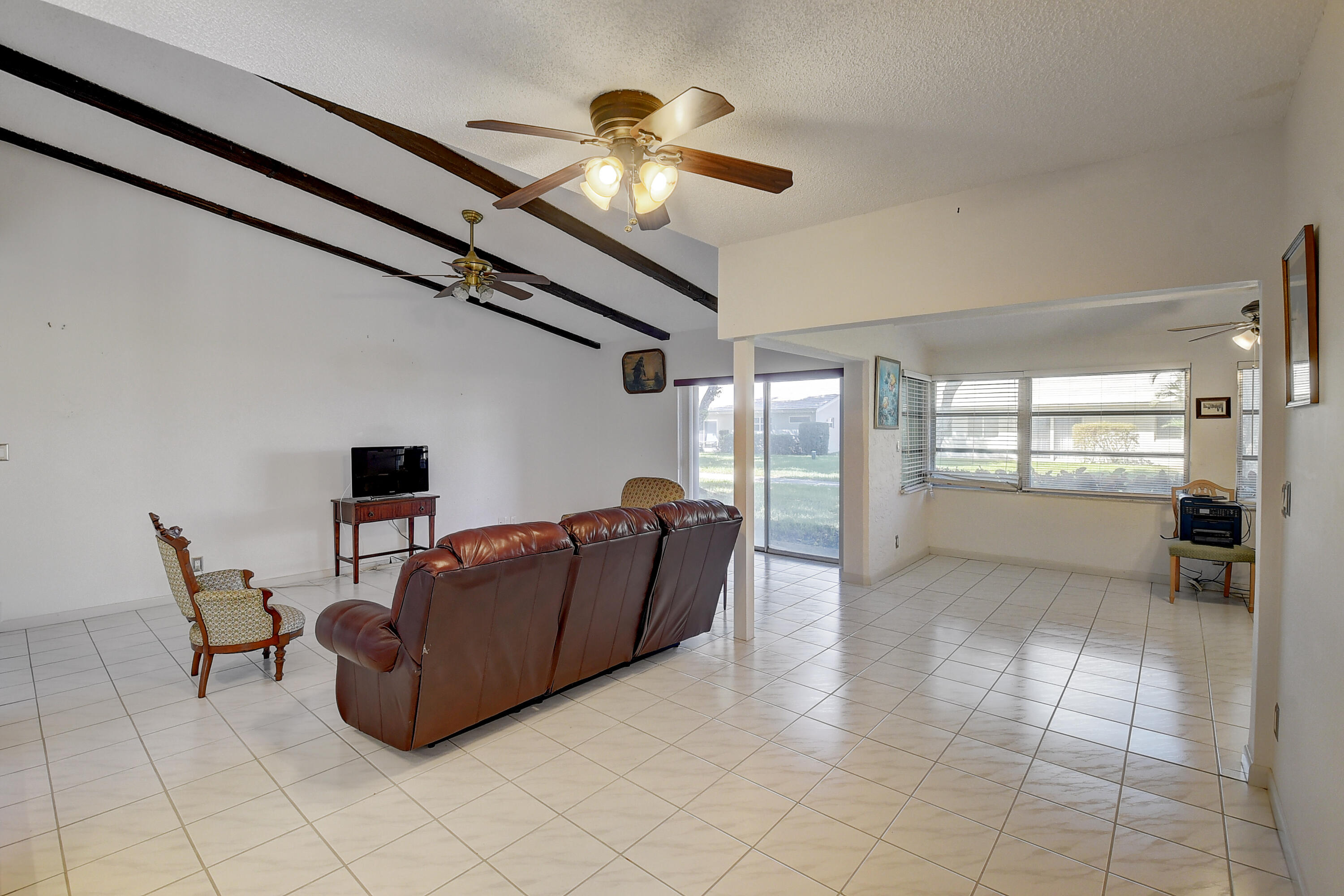 22367 Greentree Circle Boca Raton, FL 33433 - Photo 13 of 33 DSC_1094_5_6_7_8