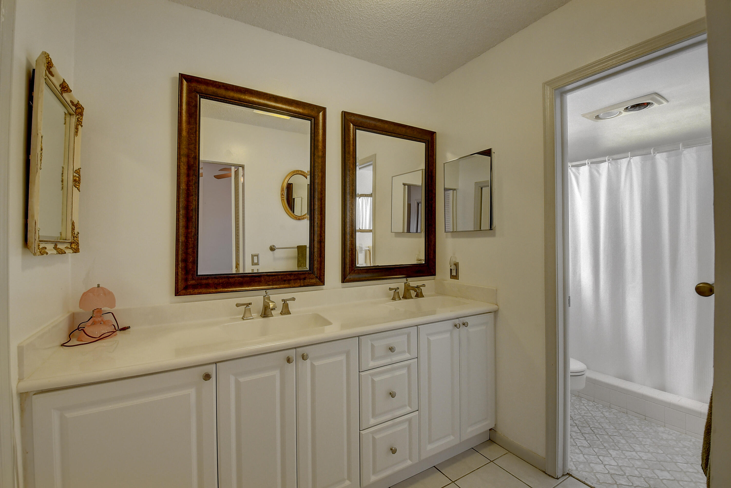 22367 Greentree Circle Boca Raton, FL 33433 - Photo 16 of 33 DSC_1129_30_31_32_33