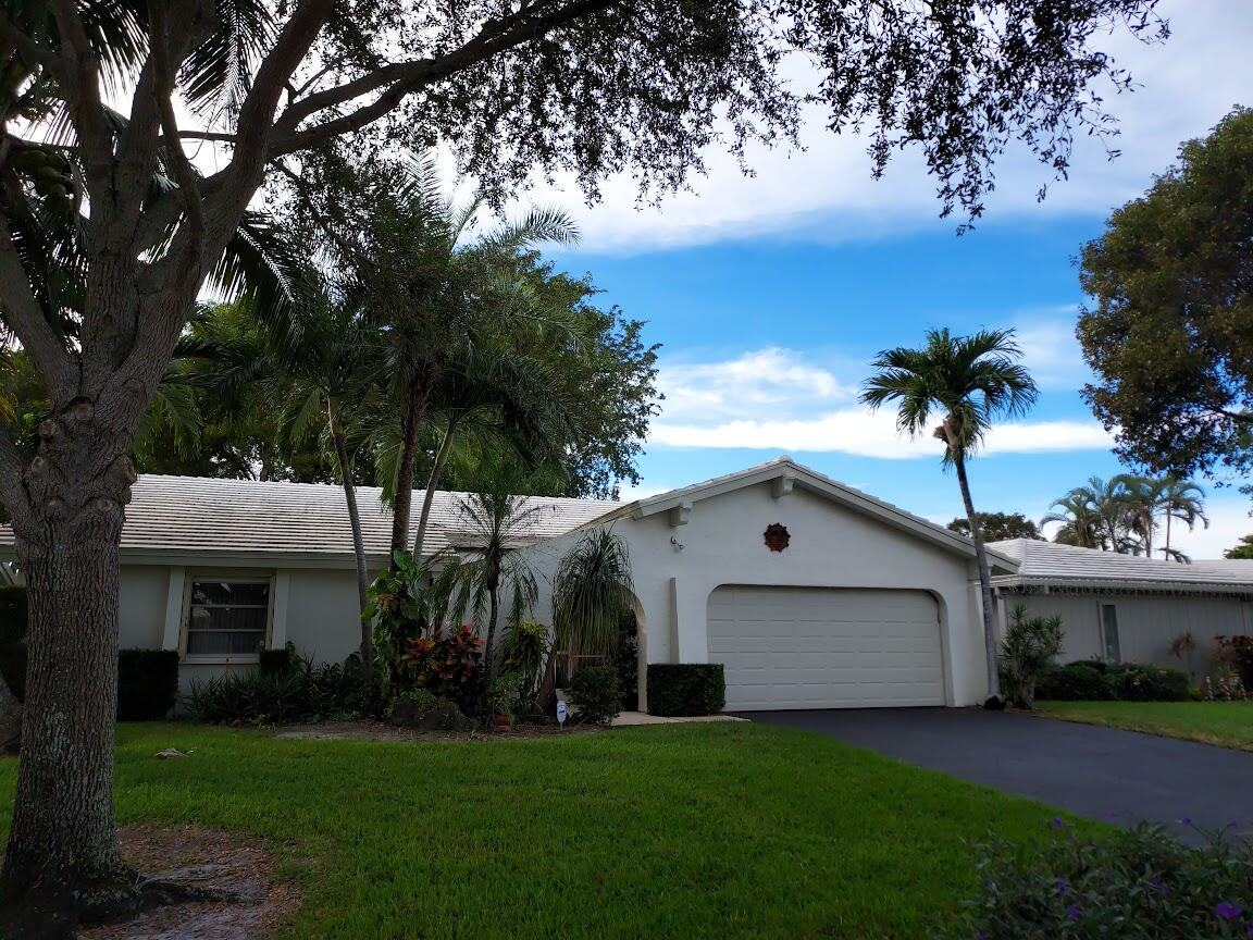 22367 Greentree Circle Boca Raton, FL 33433 - Photo 2 of 33 Front of housejpg
