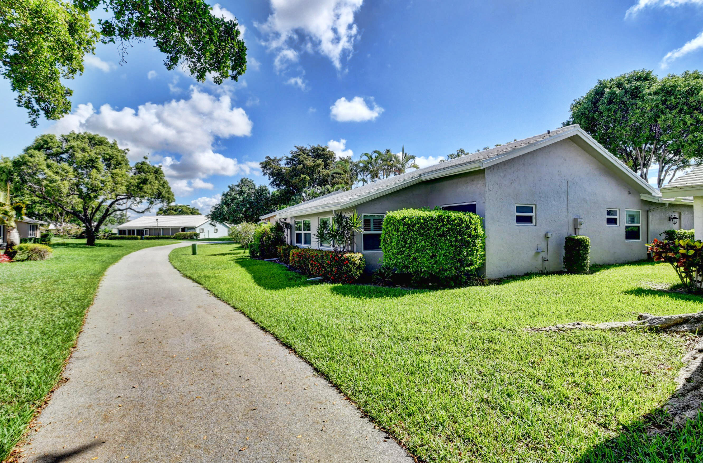 22367 Greentree Circle Boca Raton, FL 33433 - Photo 26 of 33 DSC_7701_2_3_4_5