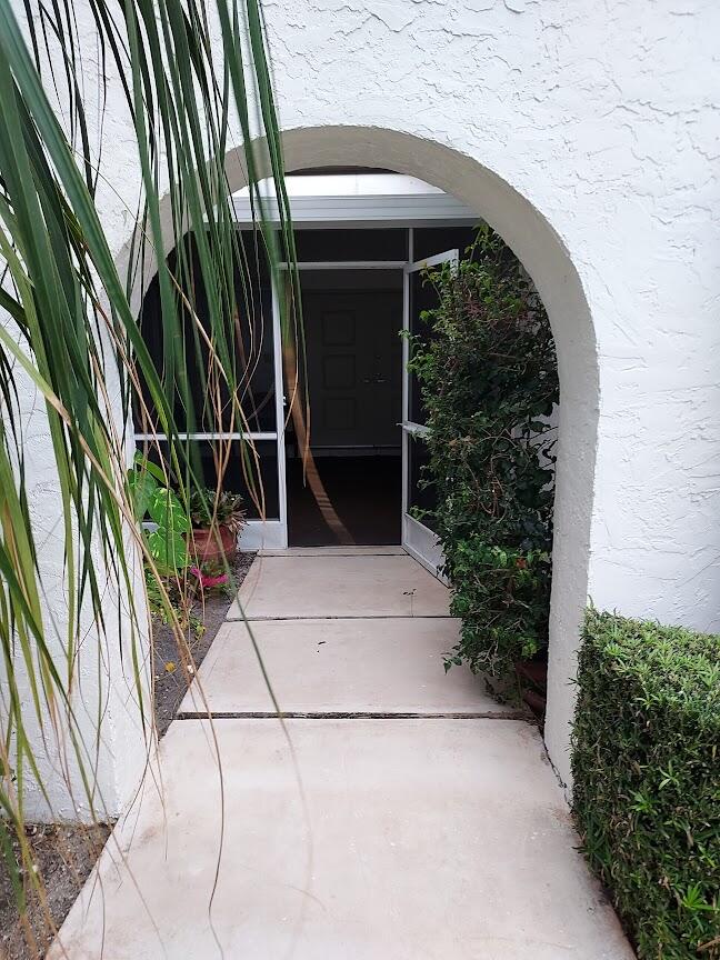 22367 Greentree Circle Boca Raton, FL 33433 - Photo 3 of 33 front entry