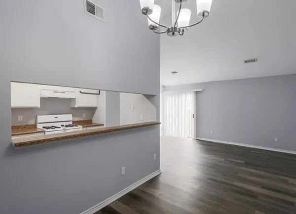 $1,600 | 2132 Andover Drive, Round Rock, TX 78664