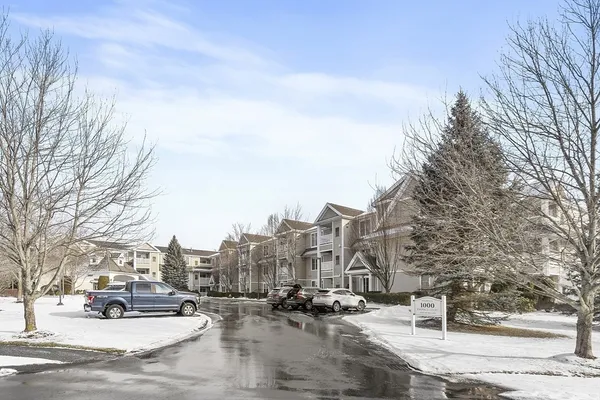 $470,000 | 1312 Emerald Court, Unit 1312, Tewksbury, MA 01876