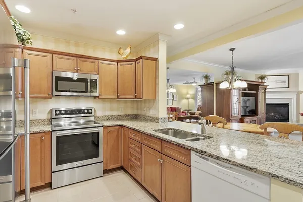 $470,000 | 1312 Emerald Court, Unit 1312, Tewksbury, MA 01876
