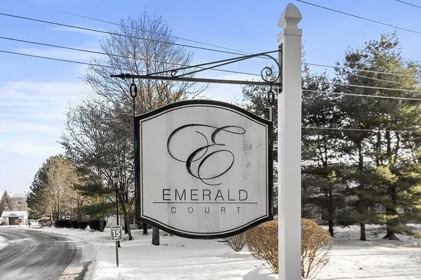$470,000 | 1312 Emerald Court, Unit 1312, Tewksbury, MA 01876