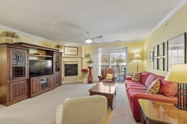 $470,000 | 1312 Emerald Court, Unit 1312, Tewksbury, MA 01876